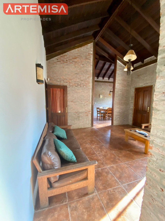 Casa ID.464 - CASA EL TESORO EXCELENTE CONSTRUCCIÓN Y ESTILO TRADICIONAL 