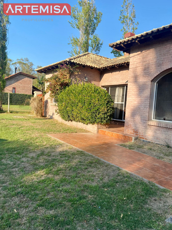 Casa ID.464 - CASA EL TESORO EXCELENTE CONSTRUCCIÓN Y ESTILO TRADICIONAL 