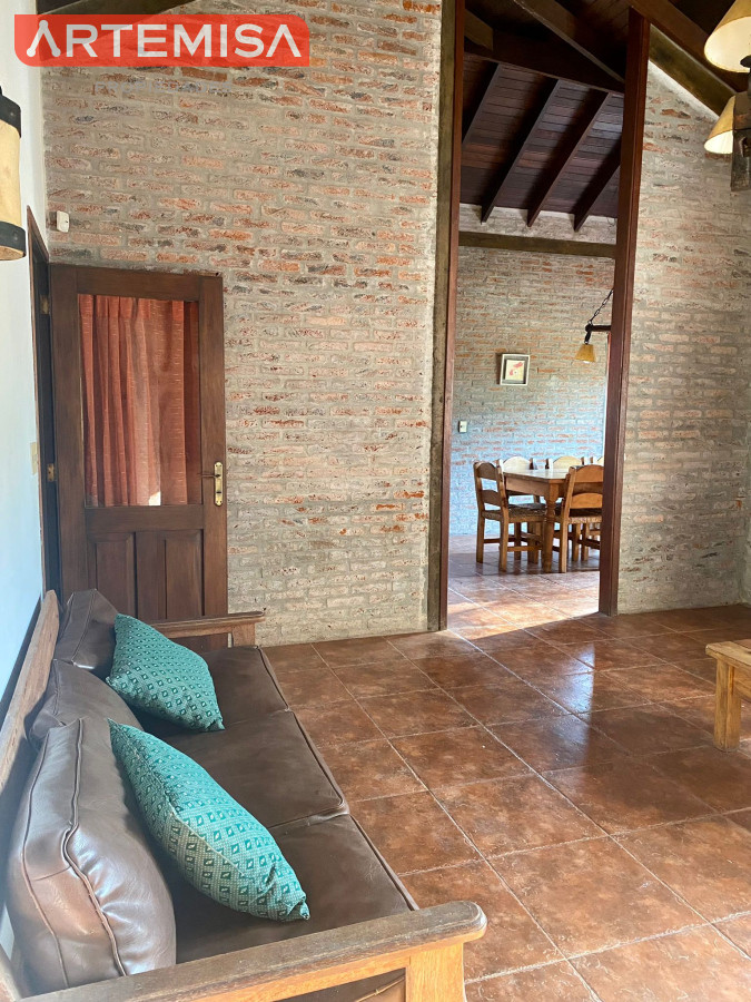 Casa ID.464 - CASA EL TESORO EXCELENTE CONSTRUCCIÓN Y ESTILO TRADICIONAL 