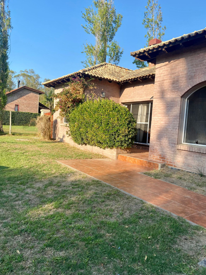 CASA EL TESORO EXCELENTE CONSTRUCCIÓN Y ESTILO TRADICIONAL 