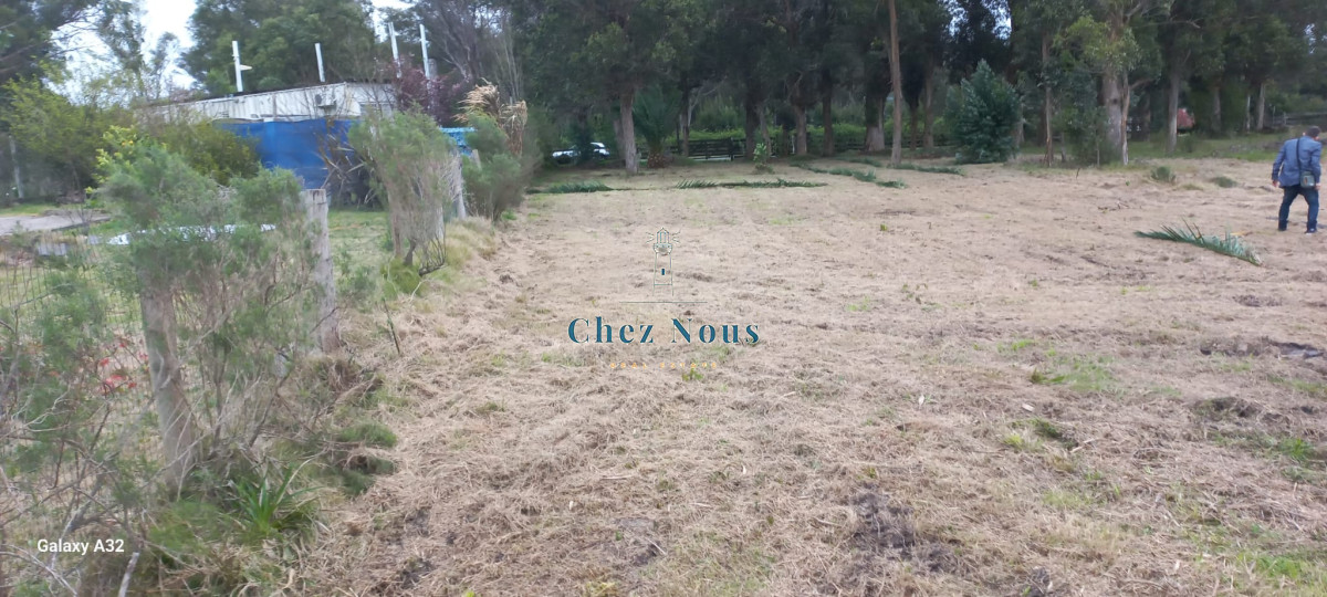 Terreno ID.546 - TERRENO EL TESORO-MIRAMAR ACRES-ALTO 900 m2