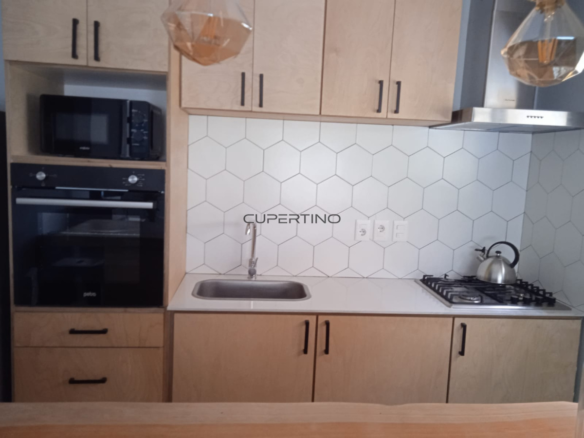 Casa nueva tradicional en una planta mucha luz EL TESORO . — foto 5