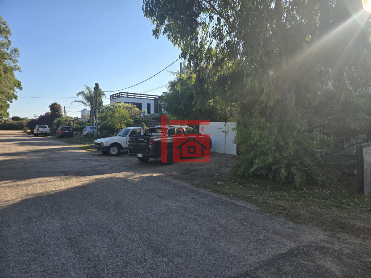 Terreno ID.552 - Terreno Comercial exelente entorno a metros de Ruta 10 300m2