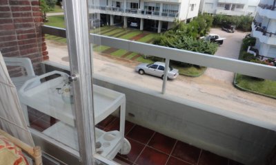 ..VENTA ..ALQUILER TEMPORADA ...EXCELENTE UBICACION de COMODO APTO EN AIDY GRILL PUNTA DEL ESTE