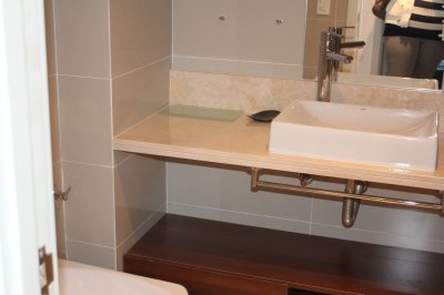 torre con servicio en parada 5 de avenida roosevelt - Ref : EQP1770 - EQU1770A