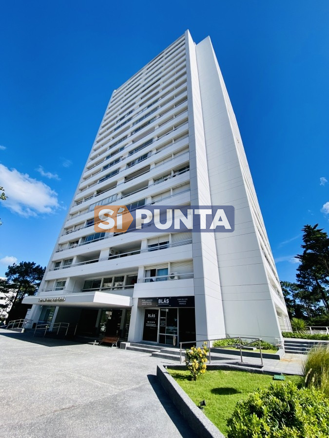 Apartamento en Punta del Este  - SPT11895A