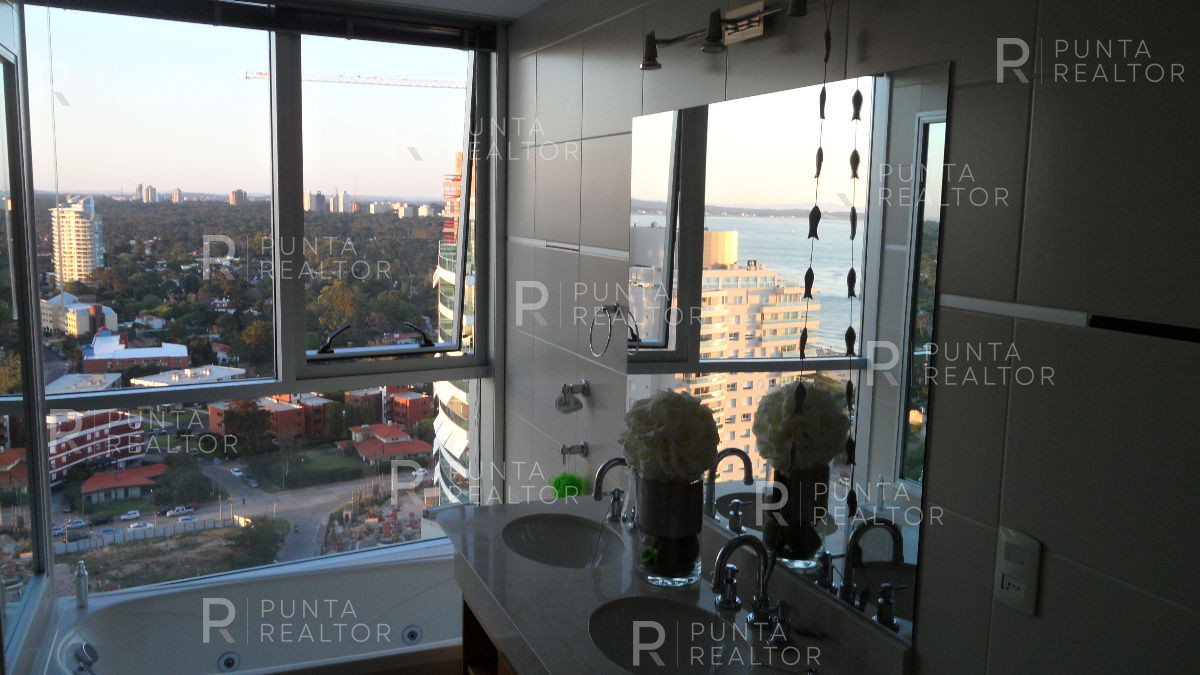 Apartamento ID.1067 - Apartamento en Punta del Este, Mansa