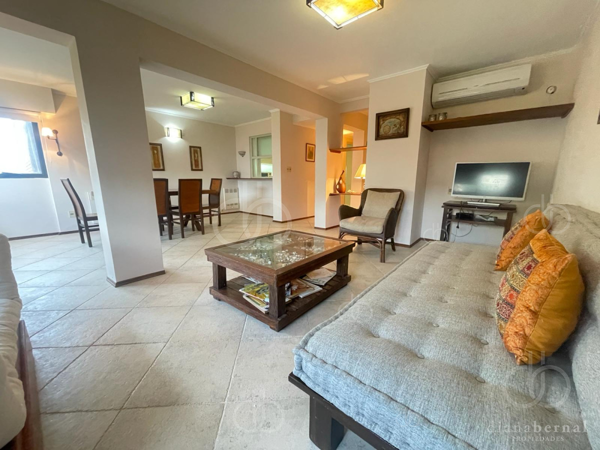 Aidy Grill - GoPunta - Portal Inmobiliario de Punta del Este - Maldonado