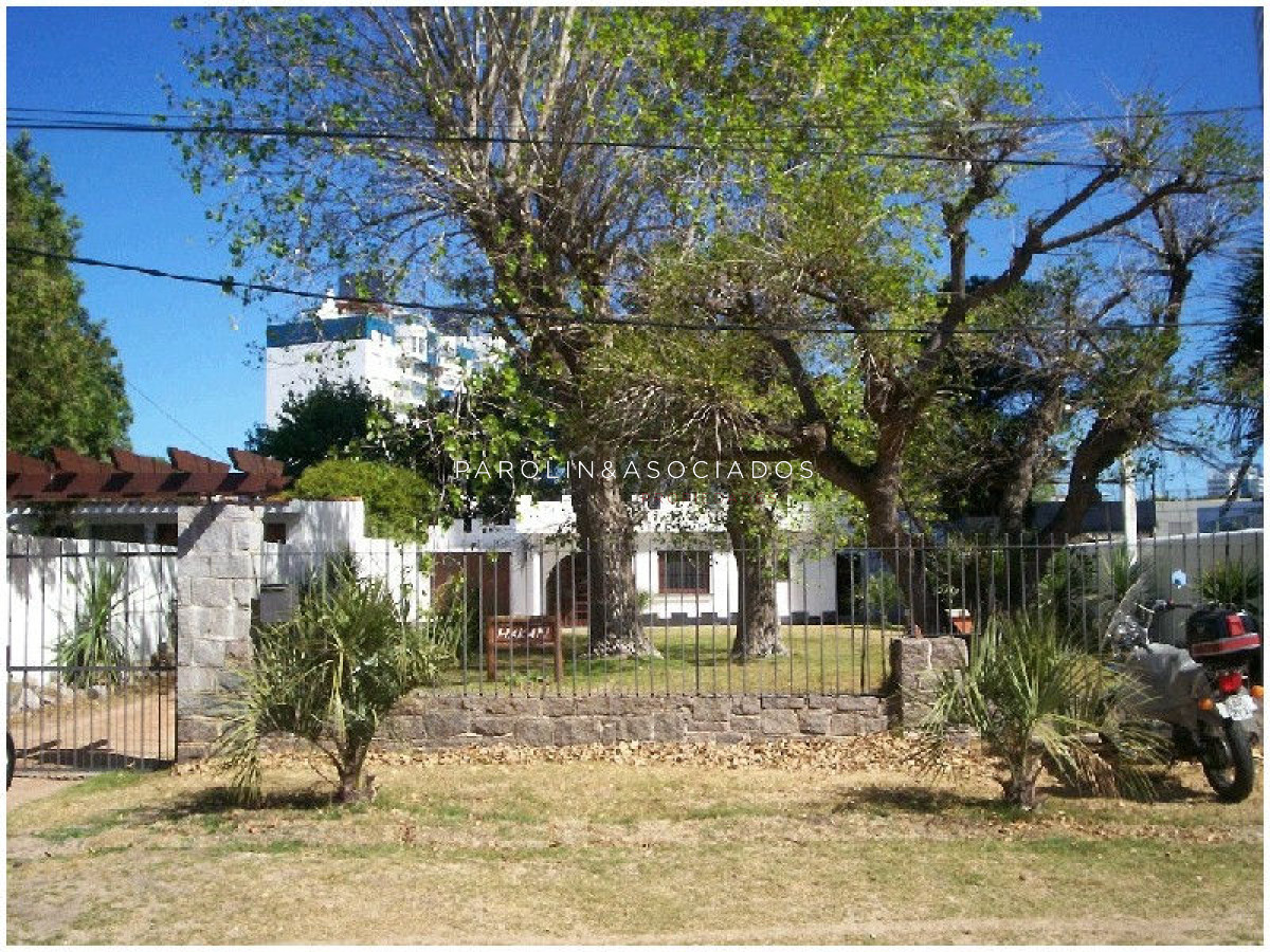 casa en venta con 4 dormitorios en excelente ubicación, punta del este. - jpa2977c