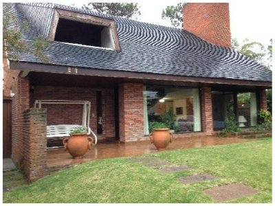 Casa en venta en zona residencial, Punta del Este
