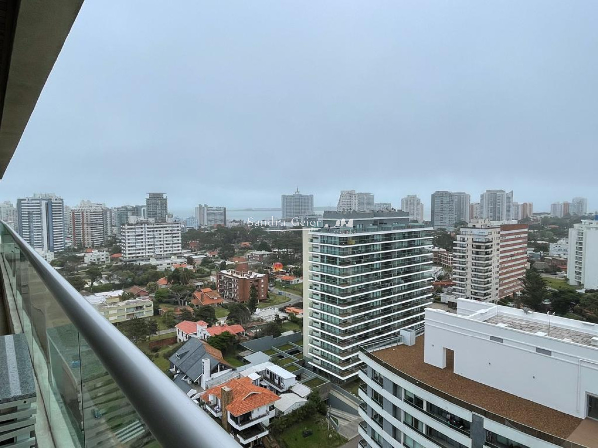 Apartamento ID.2678 - venta brava Apartamento en oportunidad en torre de categoría 