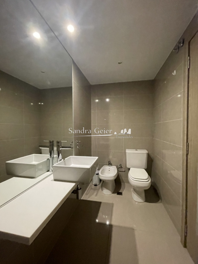 Apartamento ID.2097 - BRAVA PARADA DOS EXCELENTE VISTA