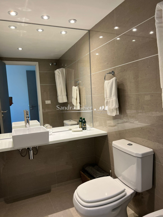 Apartamento ID.1759 - Mansa venta parada 3
