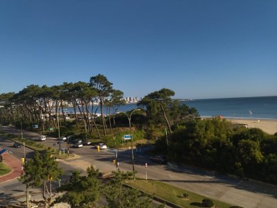 Apartamento ID.1751 - VENTA DE HERMOSO APARTAMENTO, 3 DORMITORIOS EN SUITE,  FRENTE A PLAYA MANSA.