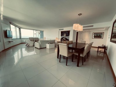 Apartamento ID.1884 - ALQUILER POR TEMPORADA DE APARTAMENTO EN TORRE DE CATEGORIA PRIMERA LINEA BRAVA