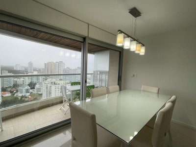 Apartamento ID.2678 - venta brava Apartamento en oportunidad en torre de categoría 
