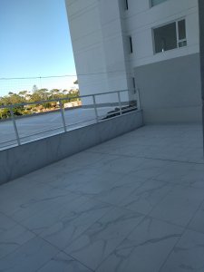 Apartamento ID.1751 - VENTA DE HERMOSO APARTAMENTO, 3 DORMITORIOS EN SUITE,  FRENTE A PLAYA MANSA.