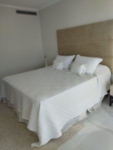 Apartamento ID.1751 - VENTA DE HERMOSO APARTAMENTO, 3 DORMITORIOS EN SUITE,  FRENTE A PLAYA MANSA.