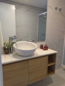 Apartamento ID.1751 - VENTA DE HERMOSO APARTAMENTO, 3 DORMITORIOS EN SUITE,  FRENTE A PLAYA MANSA.