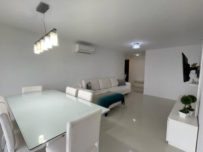 Apartamento ID.2678 - venta brava Apartamento en oportunidad en torre de categoría 