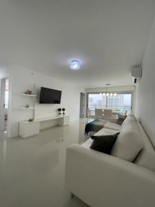 Apartamento ID.2678 - venta brava Apartamento en oportunidad en torre de categoría 