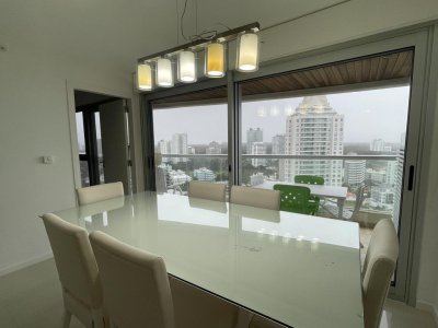 Apartamento ID.2678 - venta brava Apartamento en oportunidad en torre de categoría 