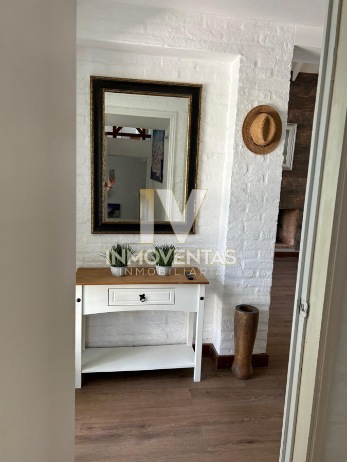 Casa ID.1028 - Hermosa Casa en Playa Mansa consulte!!!!