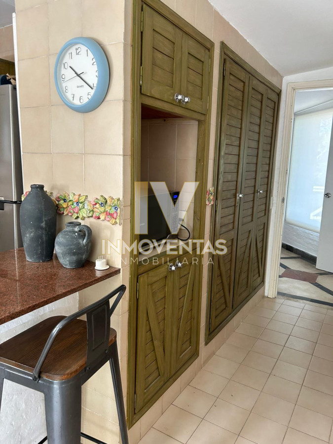 Casa ID.1028 - Hermosa Casa en Playa Mansa consulte!!!!