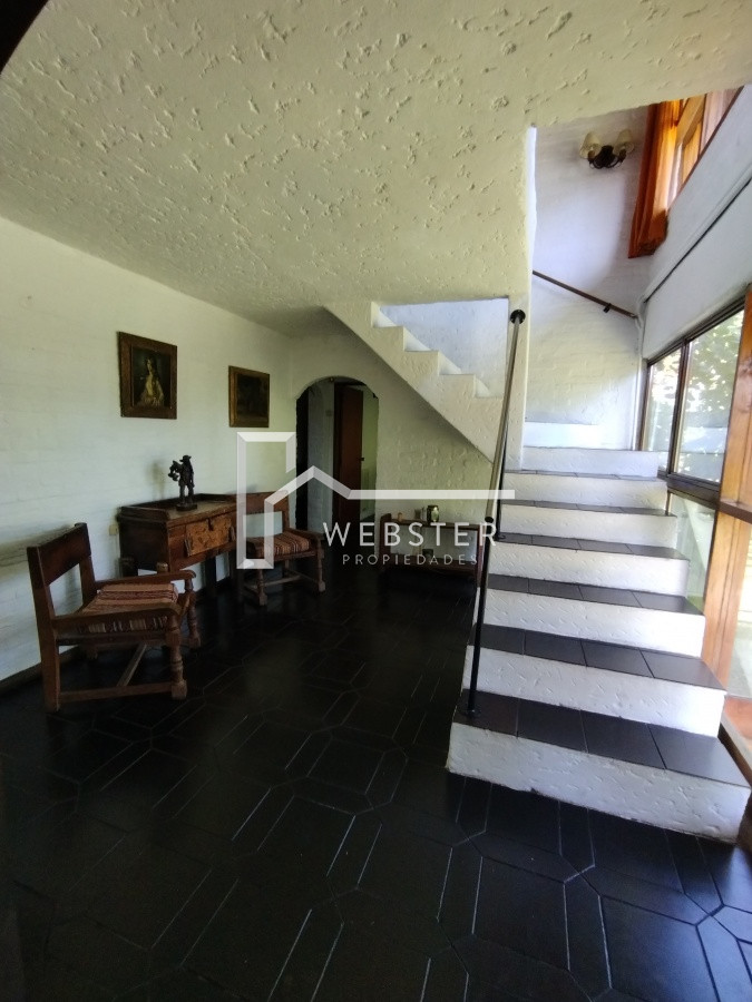 Casa ID.1803 - VENTA DE HERMOSA CASA EN BARRIO PINARES - 3 DORMITORIOS - 