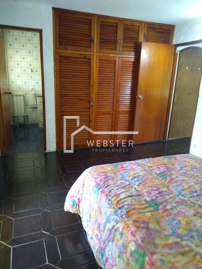 Casa ID.1803 - VENTA DE HERMOSA CASA EN BARRIO PINARES - 3 DORMITORIOS - 