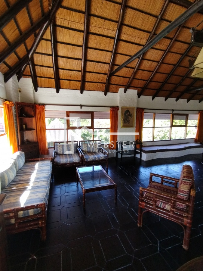 Casa ID.1803 - VENTA DE HERMOSA CASA EN BARRIO PINARES - 3 DORMITORIOS - 