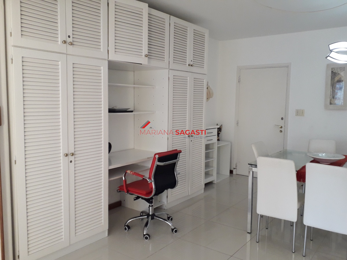 Apartamento ID.3804 - edificio a metros de playa brava 