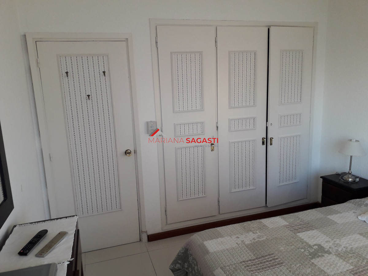 Apartamento ID.3804 - edificio a metros de playa brava 