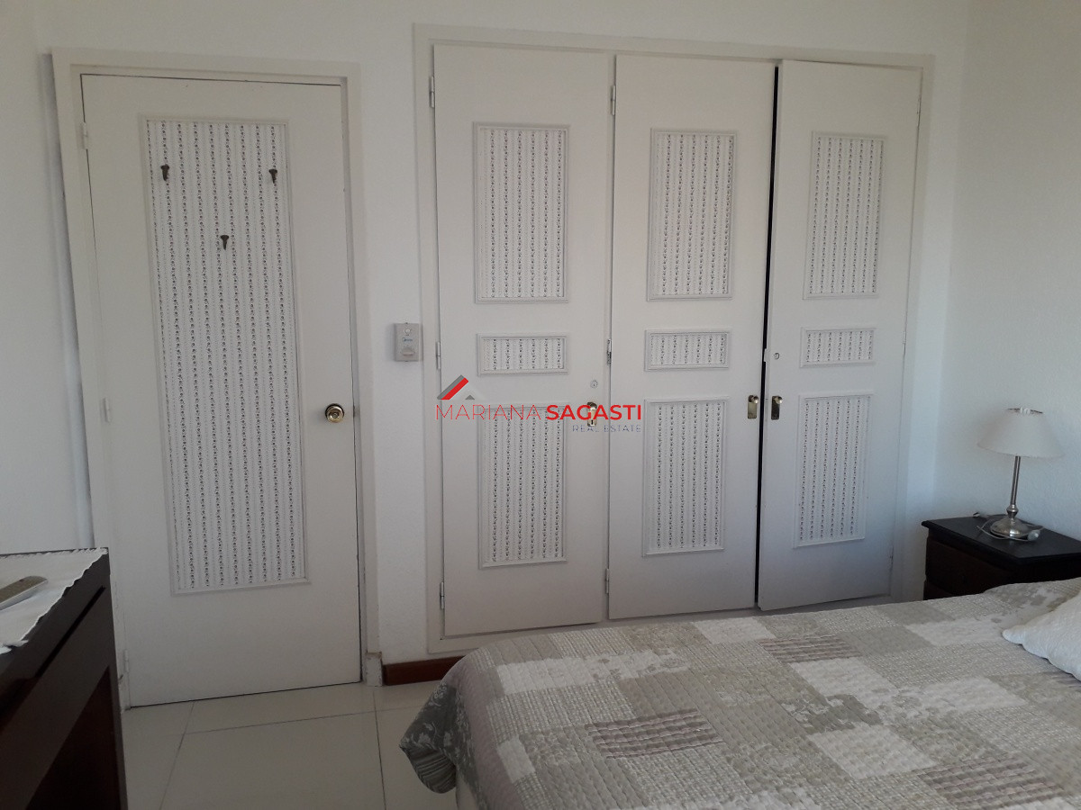 Apartamento ID.3804 - edificio a metros de playa brava 