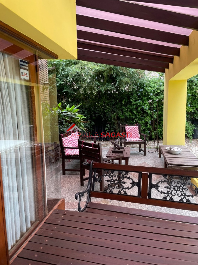 Casa ID.3960 - Casa en Pinares 