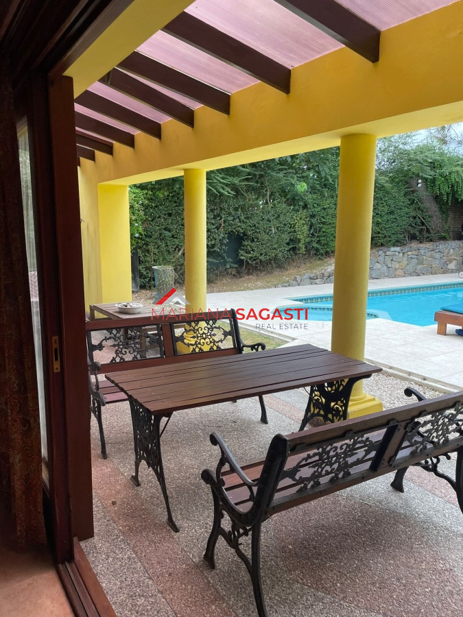 Casa ID.3960 - Casa en Pinares 