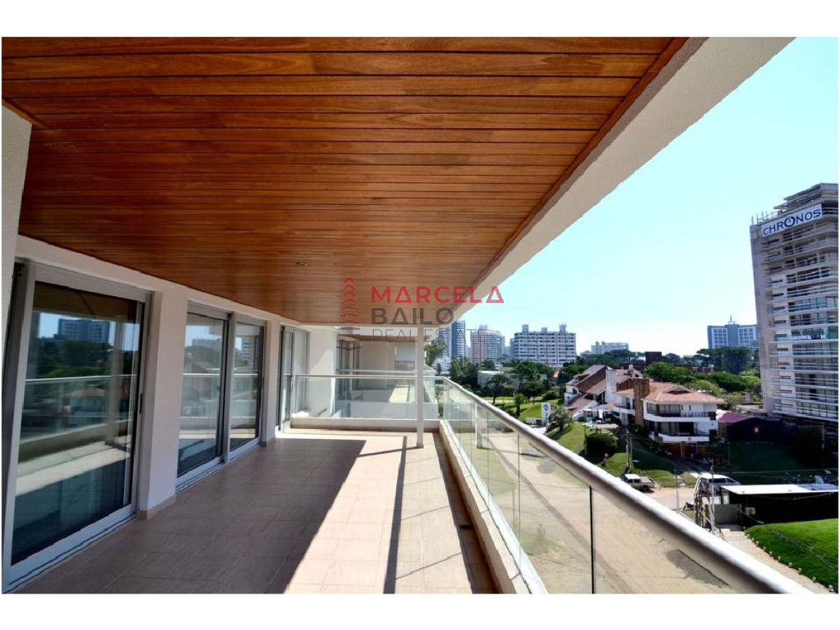 Apartamento en Punta del Este, Aidy Grill - BAI773A