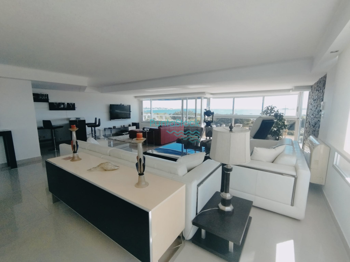 VENTA DE APARTAMENTO DE 3 DORMITORIOS Y DEPENDENCIA CON VISTA A LA MANSA - PSK1145A