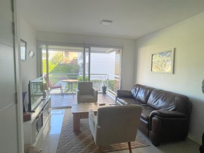 Apartamento en Rincón del indio de 2 dormtiroios en venta