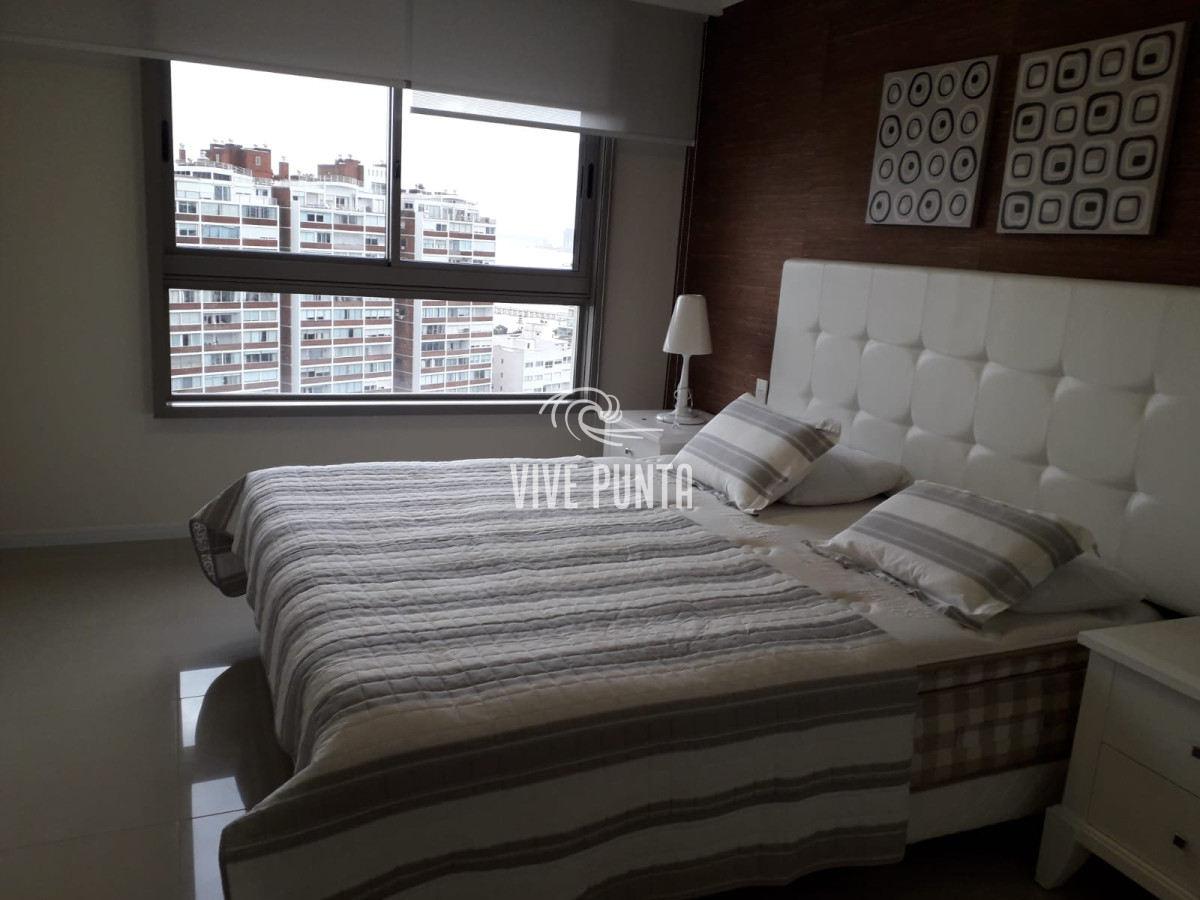 Apartamento ID.747 - frente a playa brava 