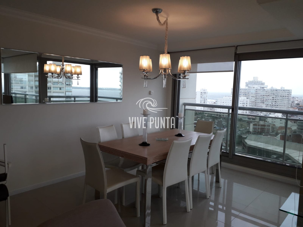 Apartamento ID.747 - frente a playa brava 