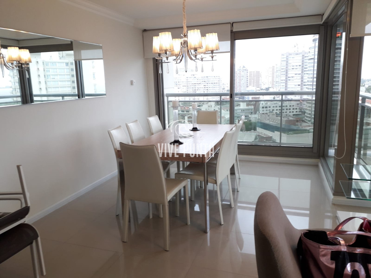 Apartamento ID.747 - frente a playa brava 