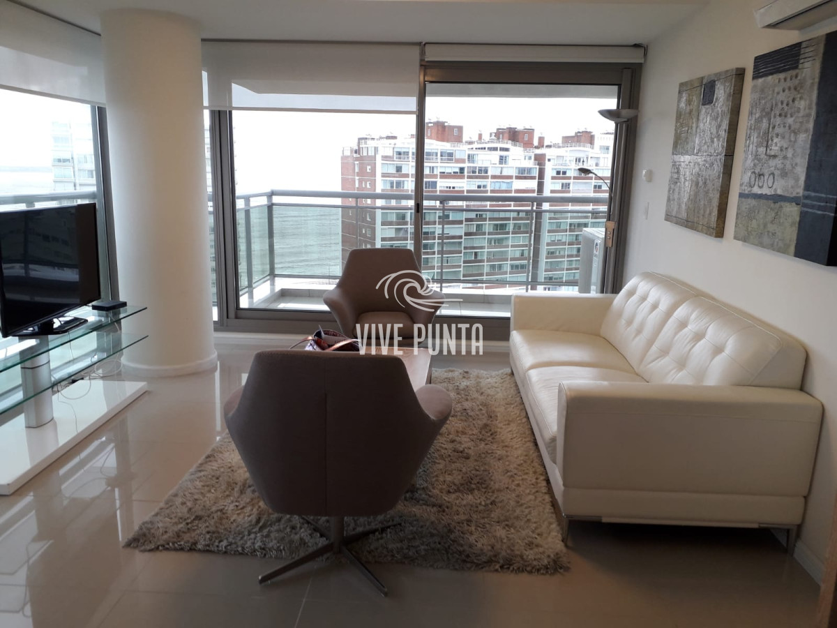 Apartamento ID.747 - frente a playa brava 