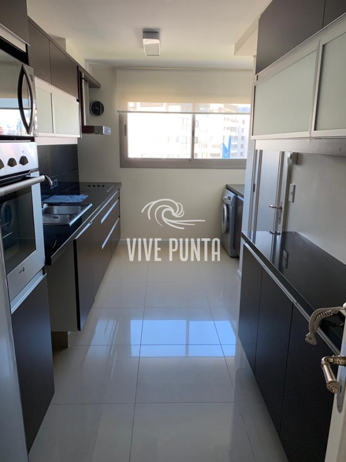 Apartamento ID.745 - primera linea de playa brava 