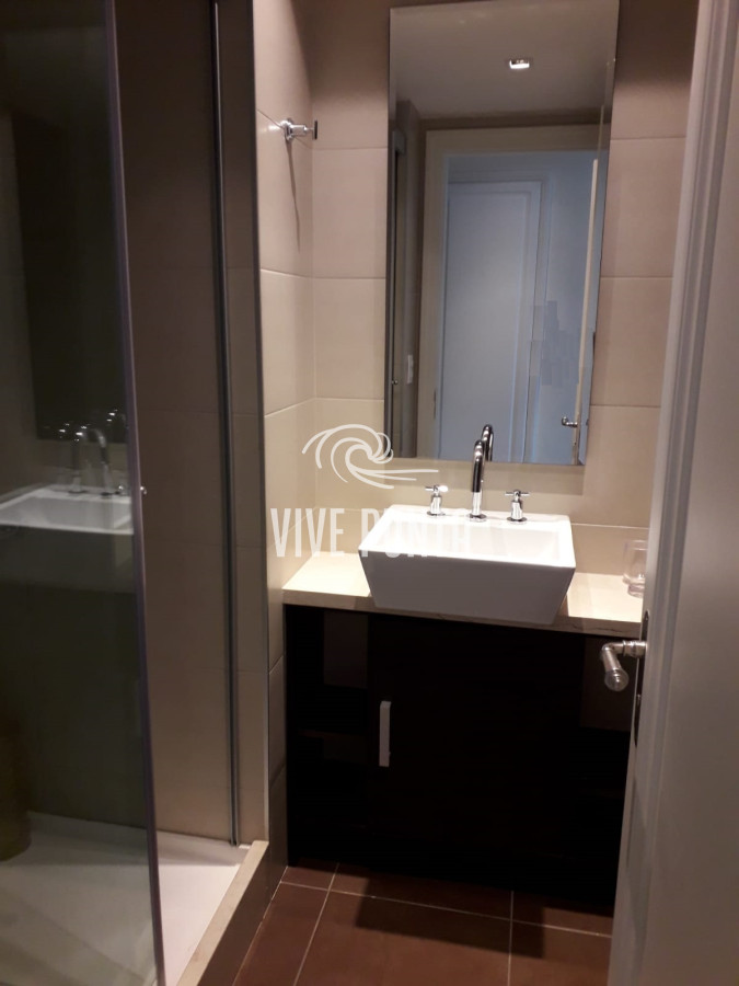 Apartamento ID.747 - frente a playa brava 