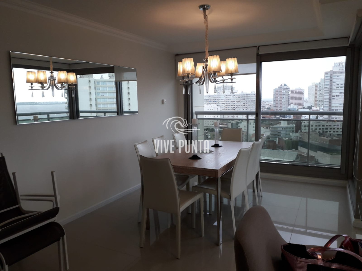 Apartamento ID.747 - frente a playa brava 