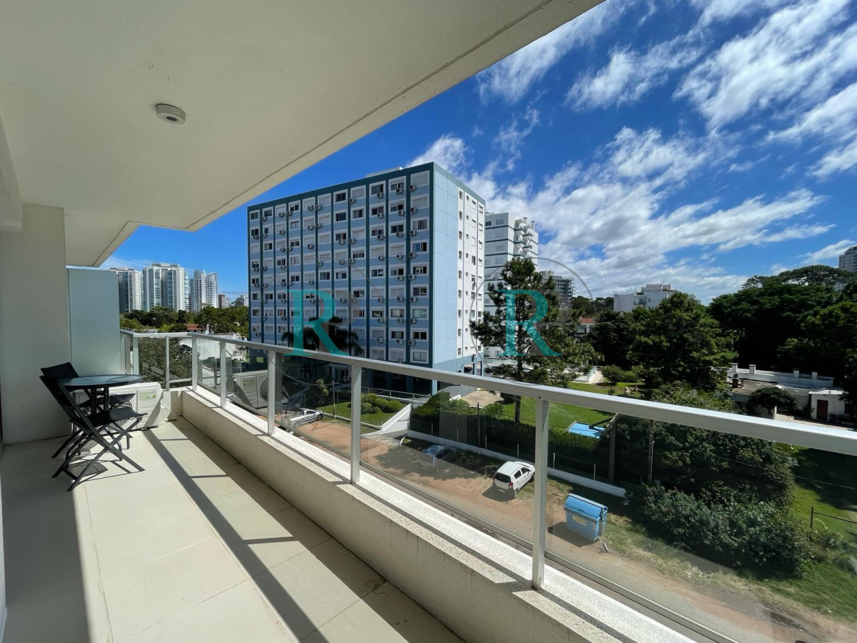 Apartamento ID.1937 - Apartamento en Punta del Este 