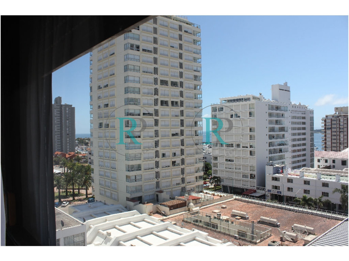 Apartamento ID.973 - apartamento en alquiler anual zona de Península !!!