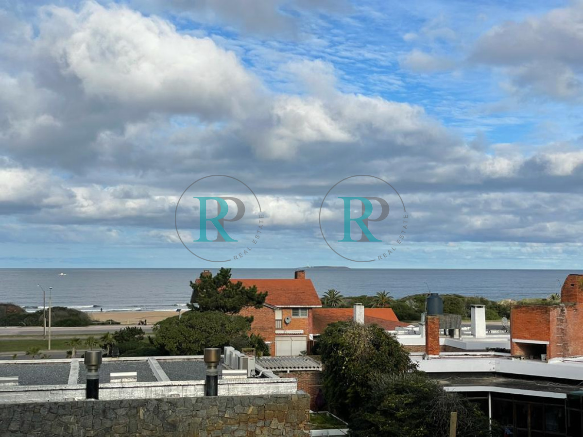 Apartamento ID.1044 - Apartamento en oportunidad frente al mar
