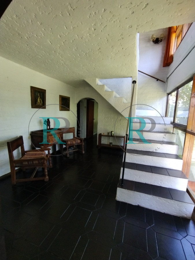Casa ID.1771 - VENTA DE HERMOSA CASA EN BARRIO PINARES - 3 DORMITORIOS - 
